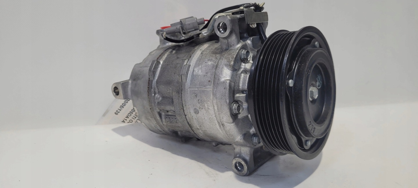 kompresor klimatizaci INFINITI OE 926005DA1A