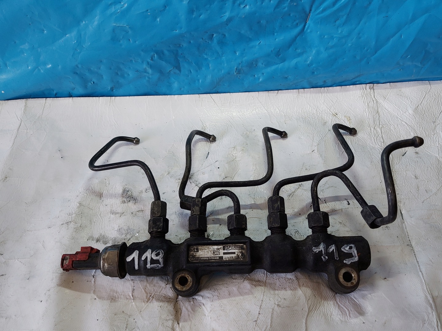 Rampe injection CITROEN C2 1.4 HDI 9654592680