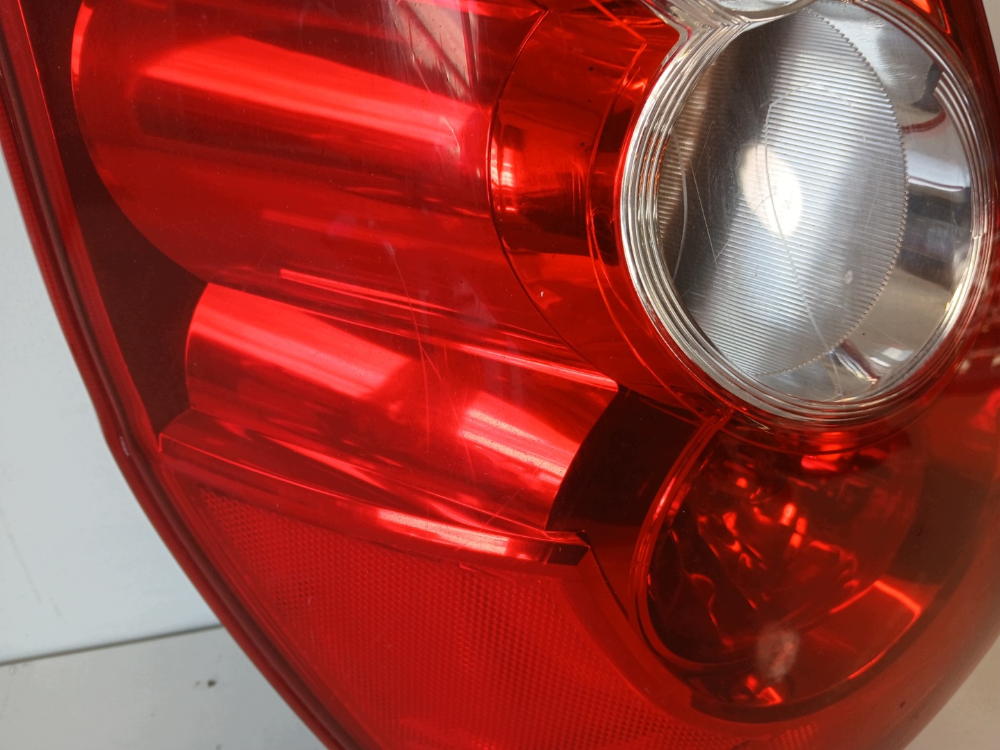 MAZDA 5 and CR light left rear part