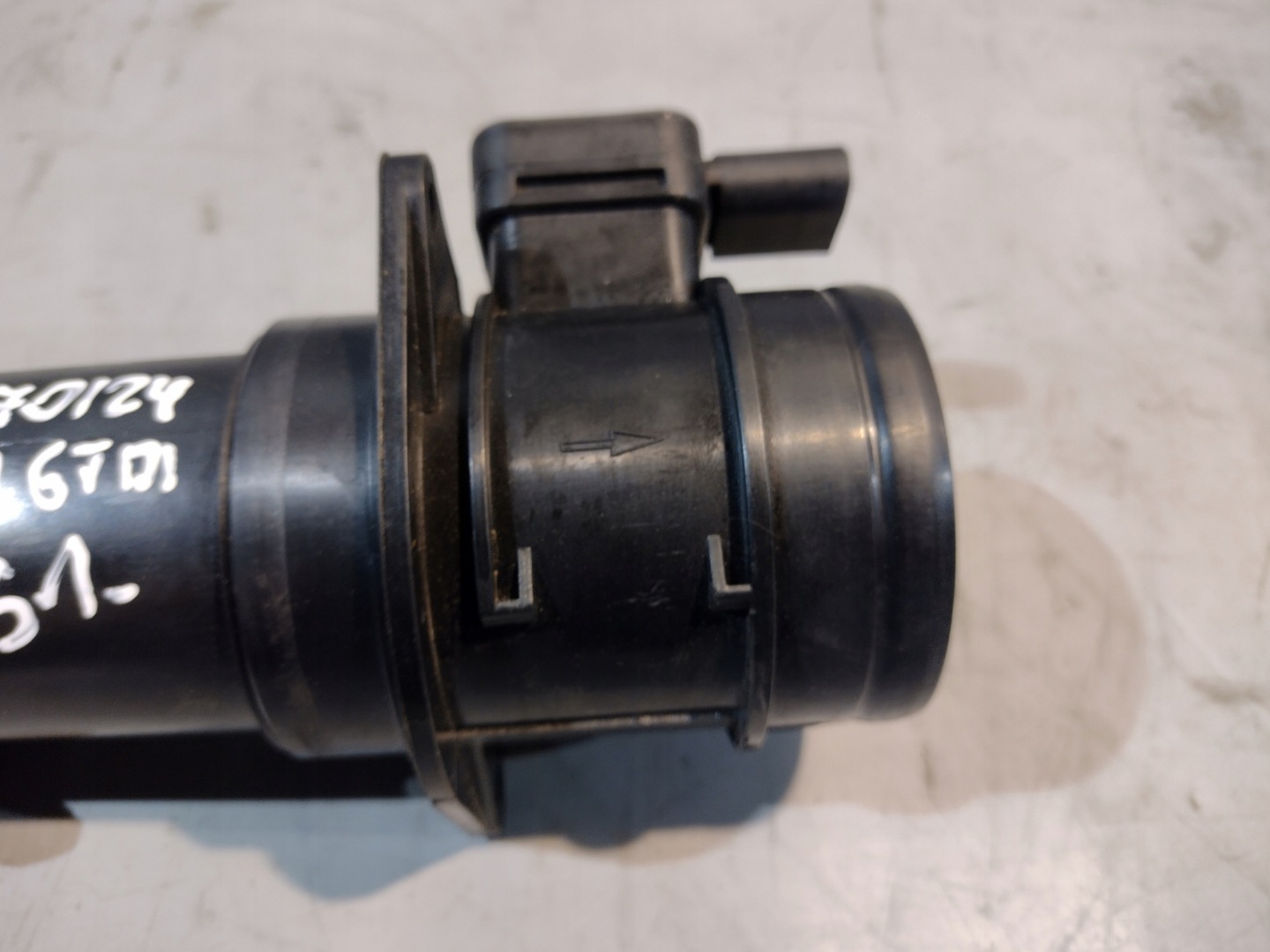 flow meter Volkswagen Golf VI 6 1,6TDI 8ET358095-06