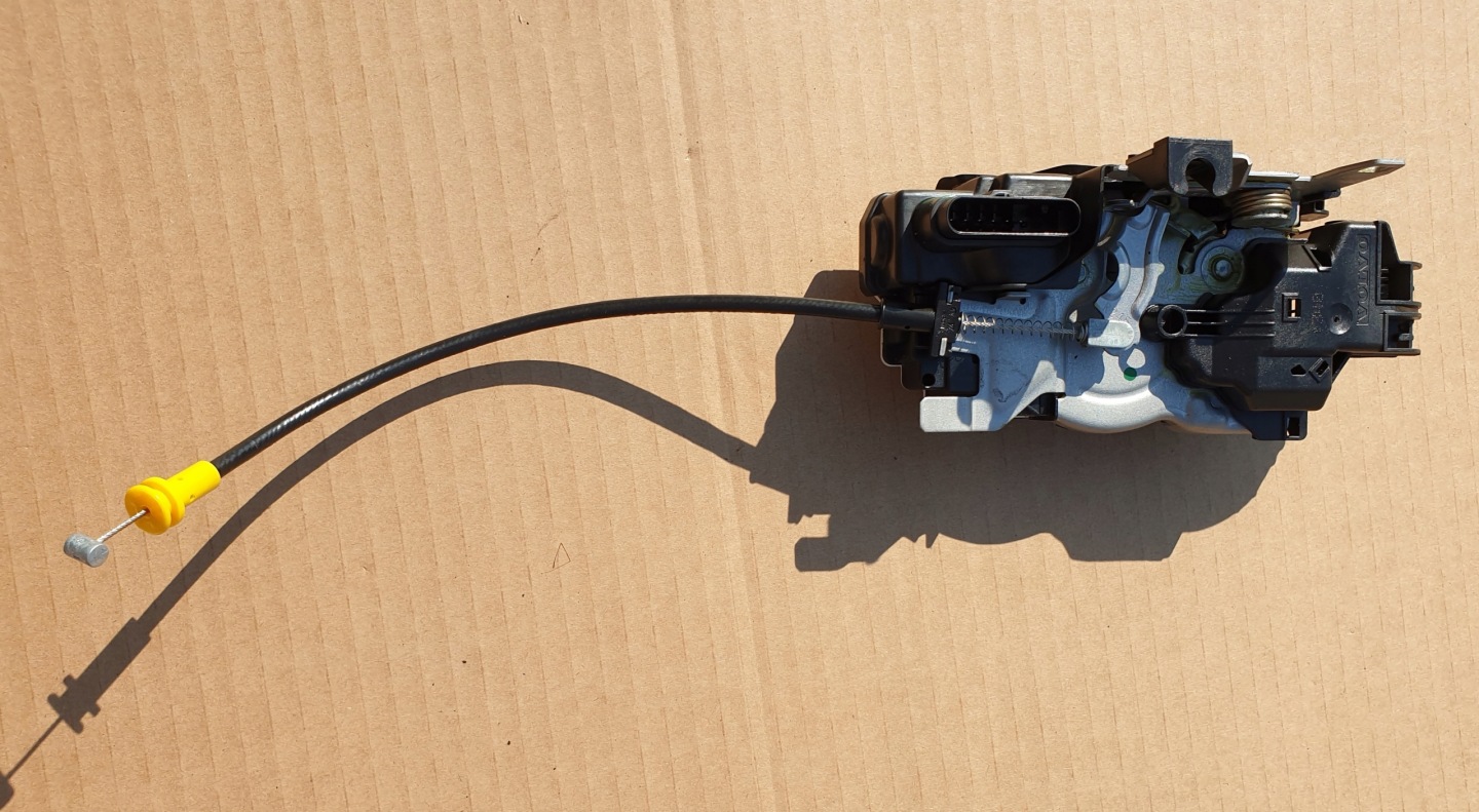 lock door right front front 6PIN VOLVO XC90 II XC60 2 OE EUROPA