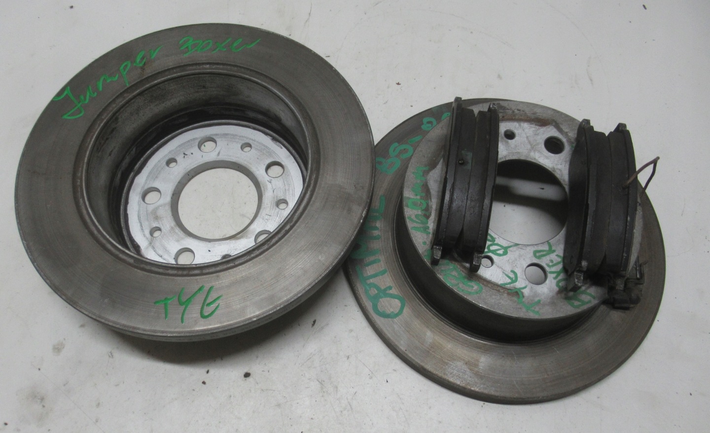 BOXER JUMPER 2.0 HDI 2018R discs brake Z KLOCKAMI rear part right left