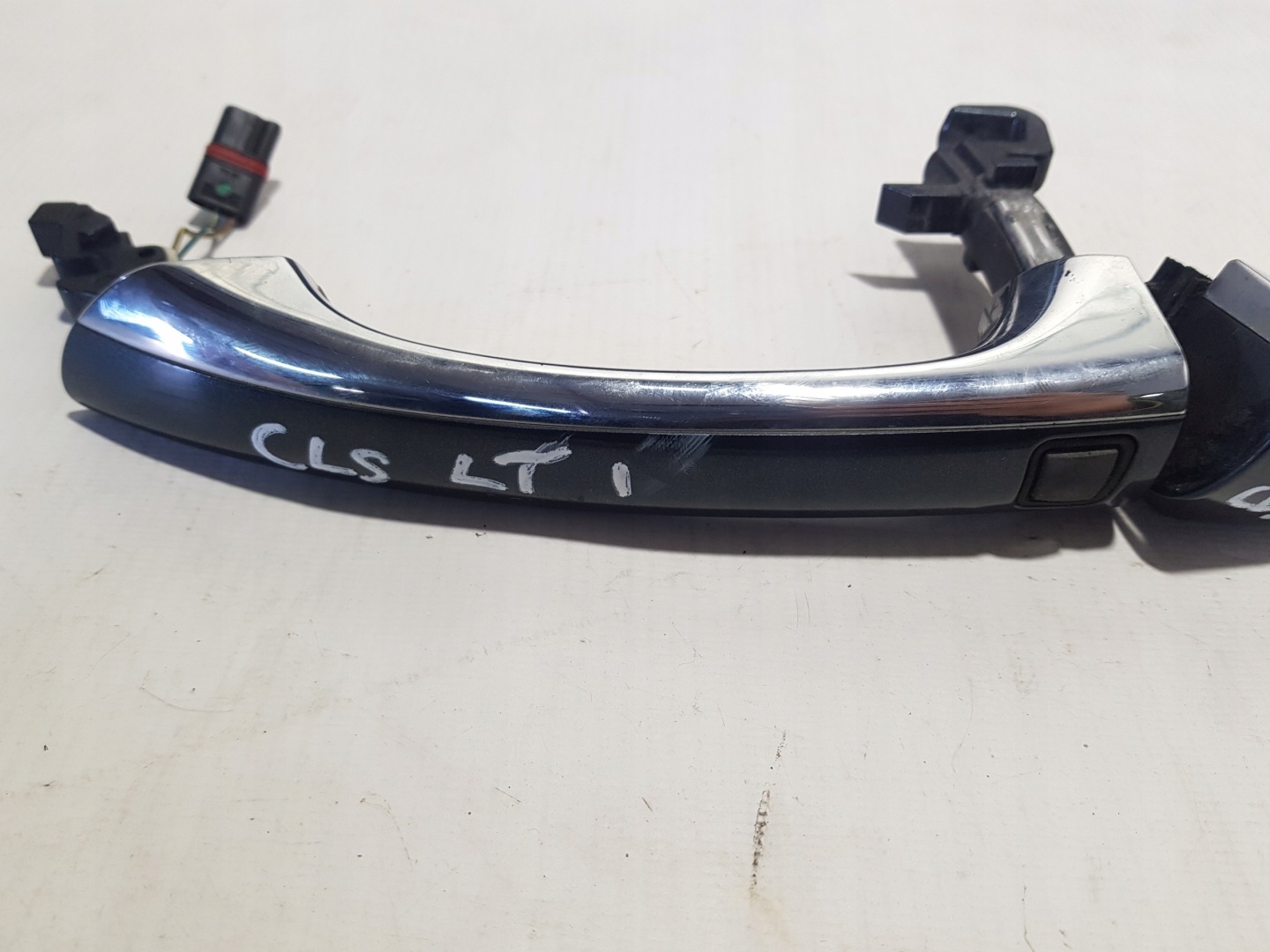 MERCEDES CLS W219 handle KEYLESS GO left rear part front