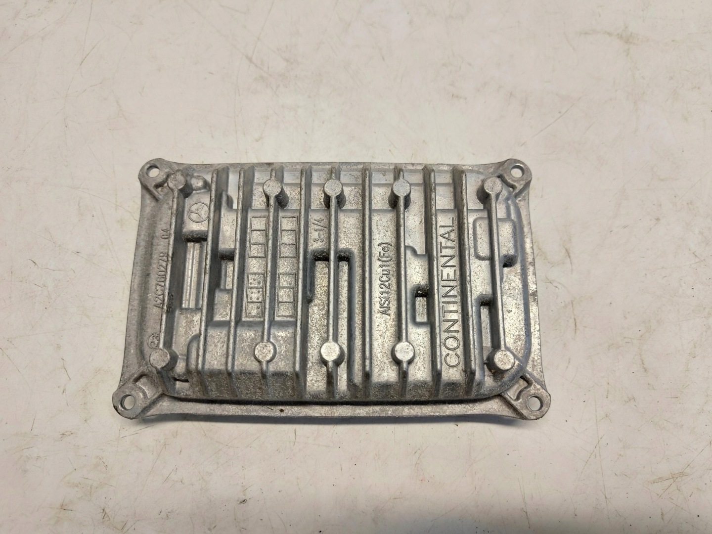 Mercedes W254 GLC 220d control unit module LED A2239004632