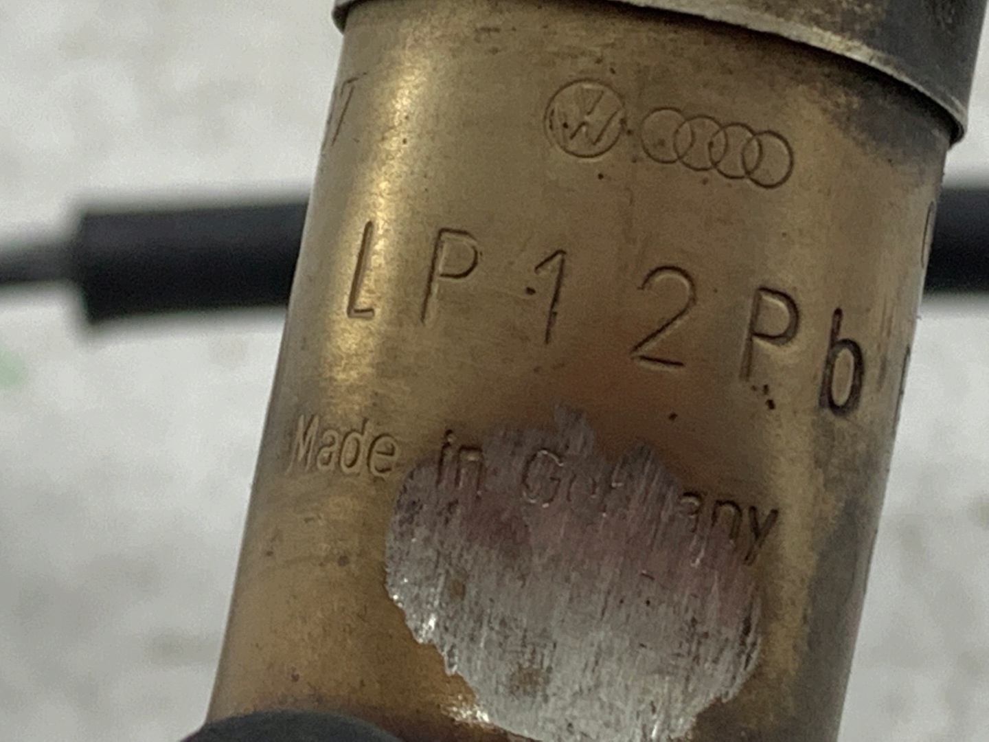 AUDI A6 C5 2.4 coil ignition 078905104