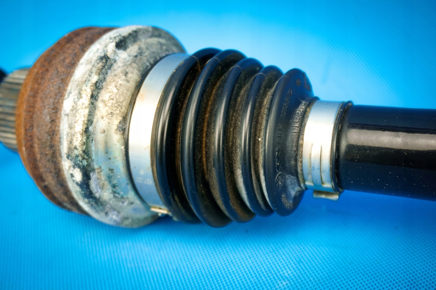 semi-axis rear Audi A4 8K A5 8T 8K0501203M