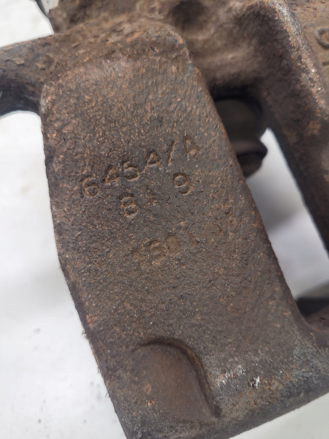 caliper brake right rear part AUDI A4 A5 A6 SQ5 6454A