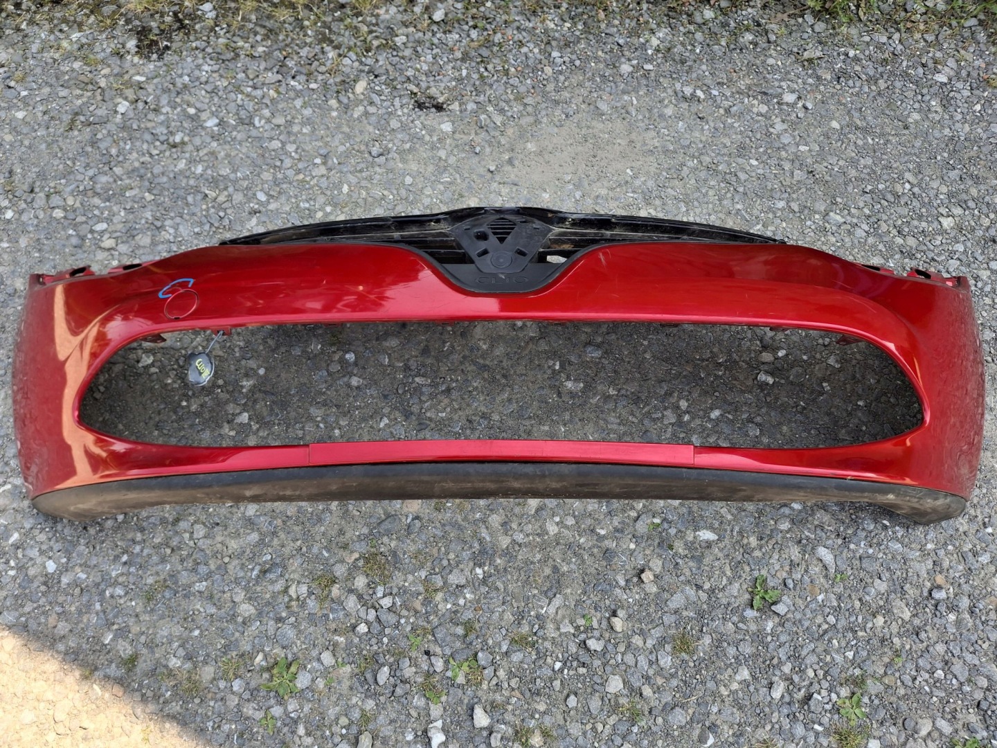 nárazník predný RENAULT CLIO IV 2012R->