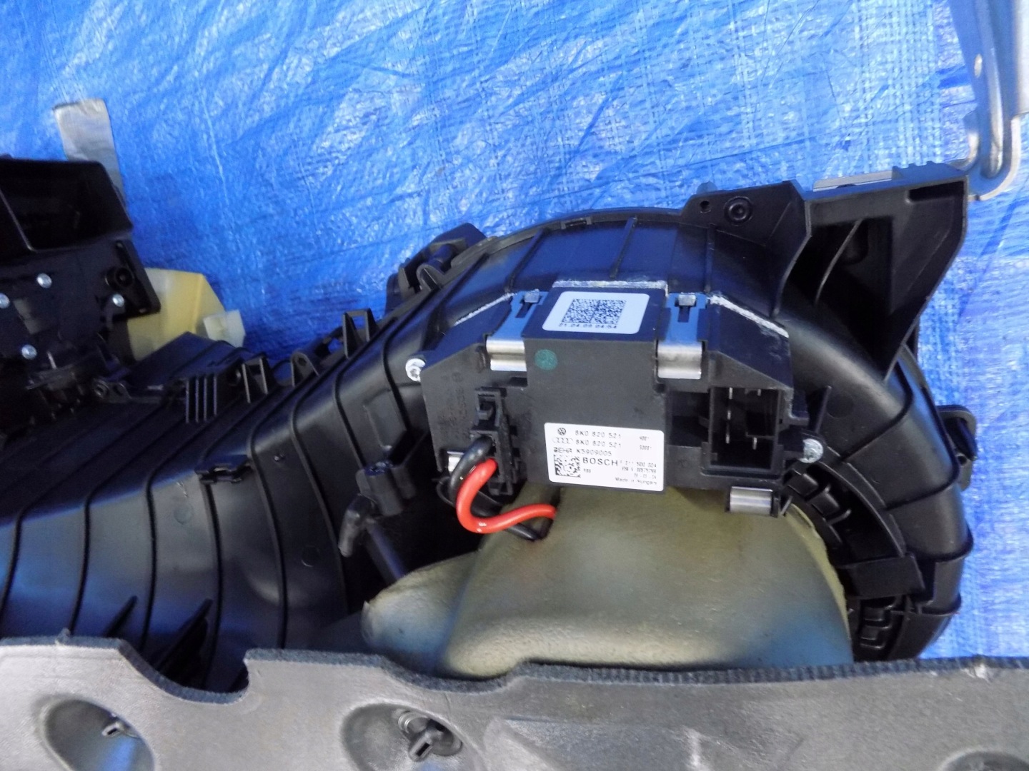 heater AUDI Q5 8R 2,0TDI 8K1820005AE