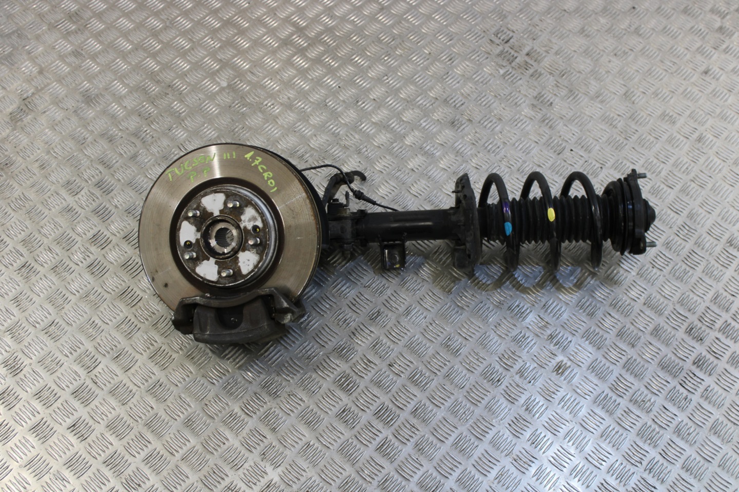 swing McPherson shock absorber right front HYUNDAI TUCSON III 3 1.7 CRDI