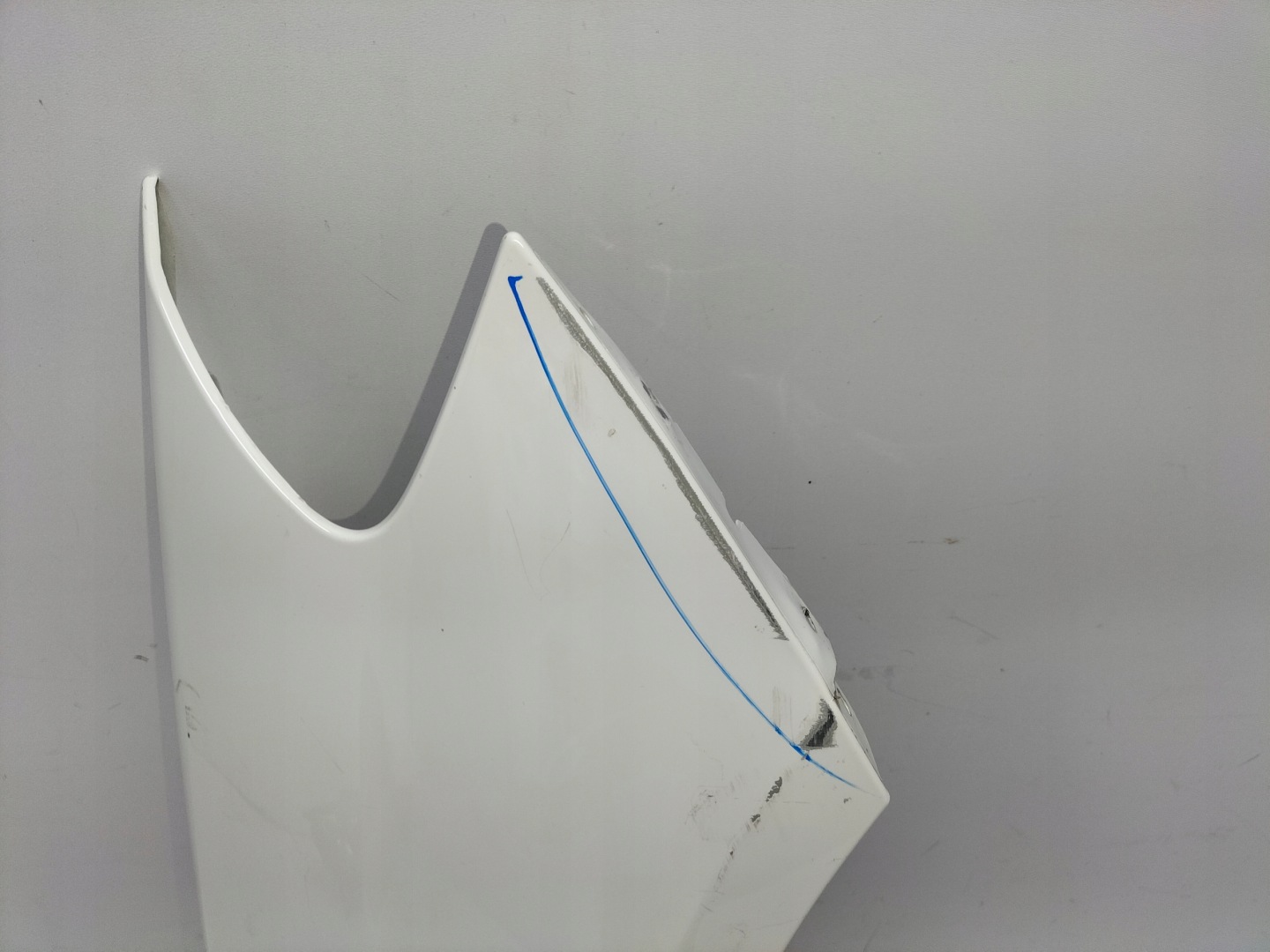 fender front front right MERCEDES B KLASA W246 11