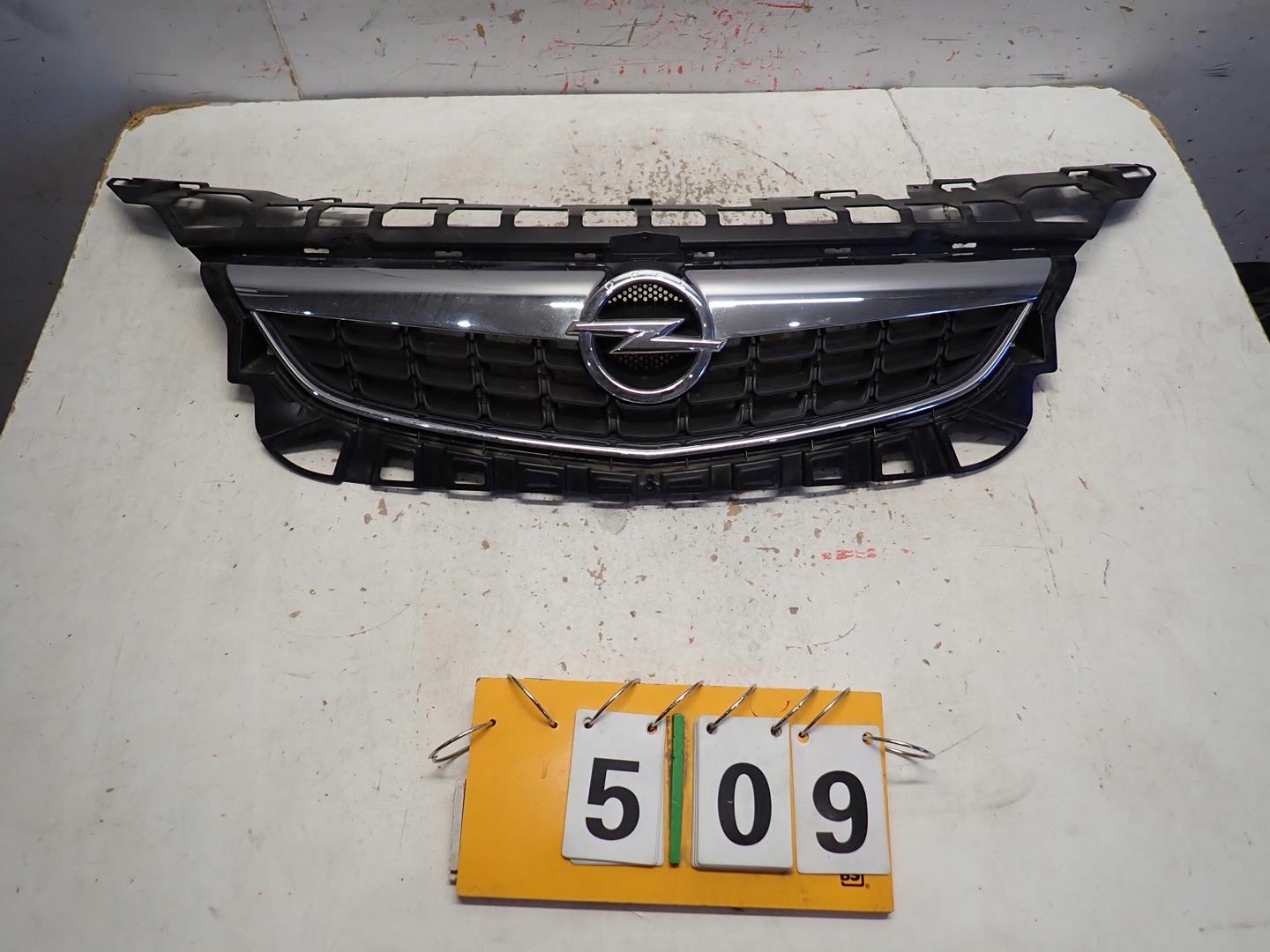 Grill OPEL ASTRA J IV 2009-2012 13266577