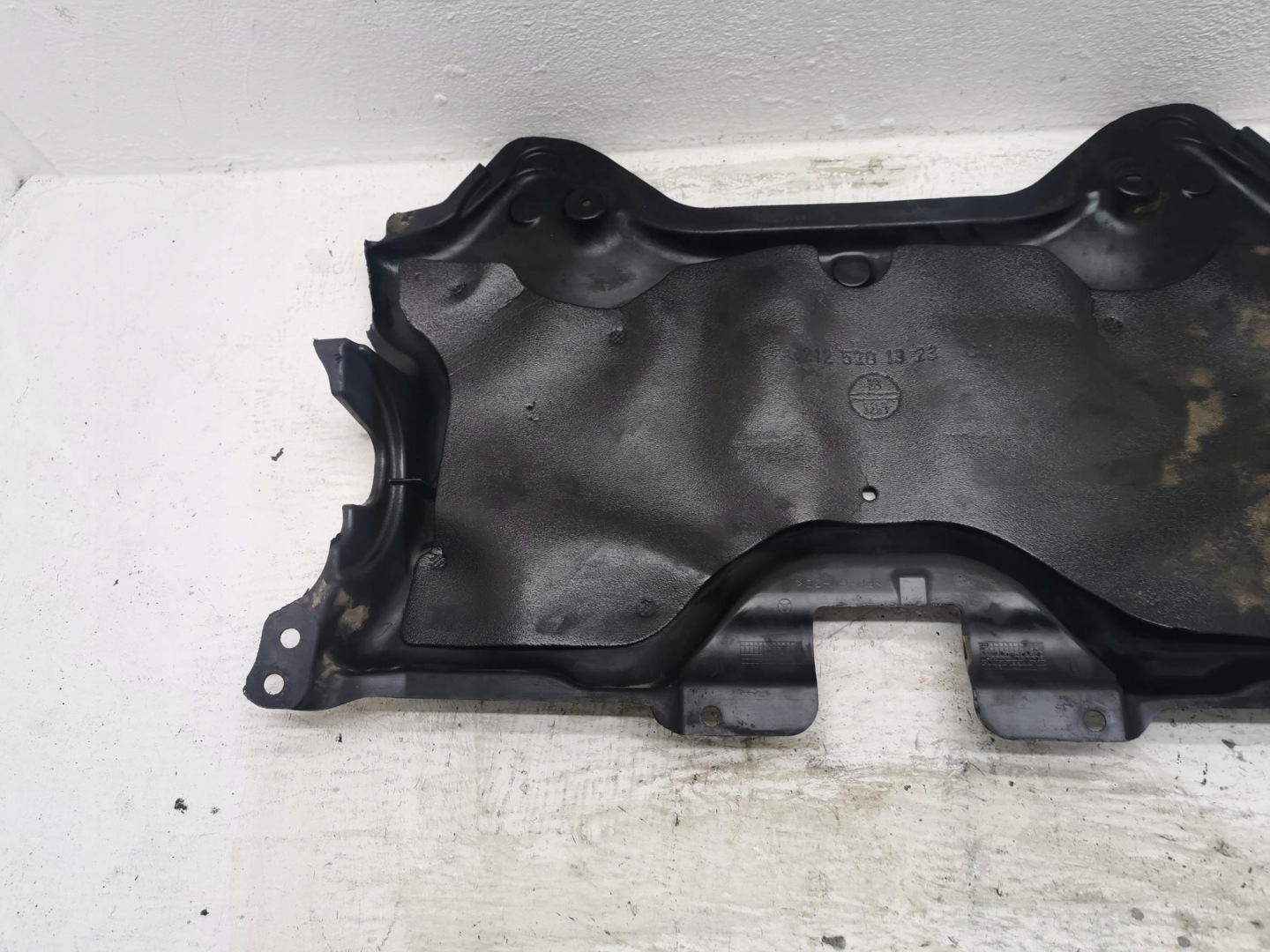 cover cover below engine MERCEDES E-KLASA W212 2.2