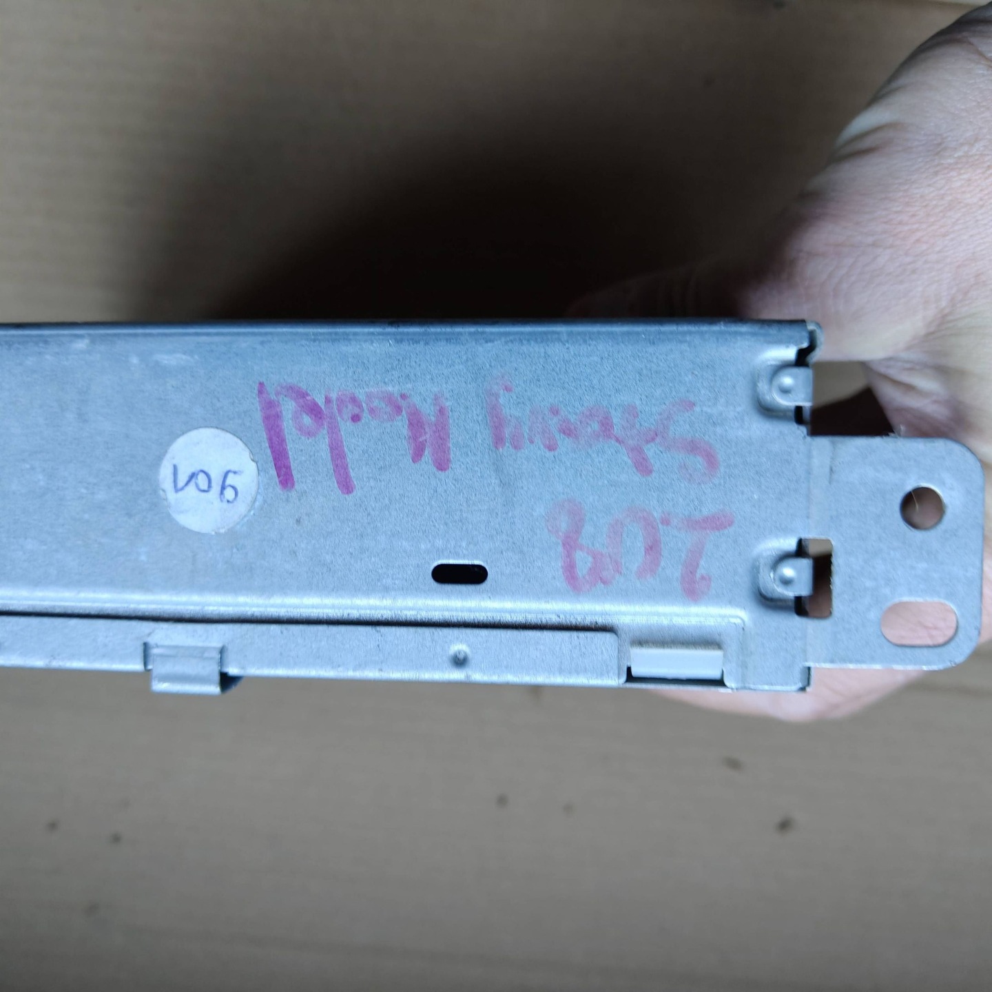 player navigation devices Peugeot 208 9803754380