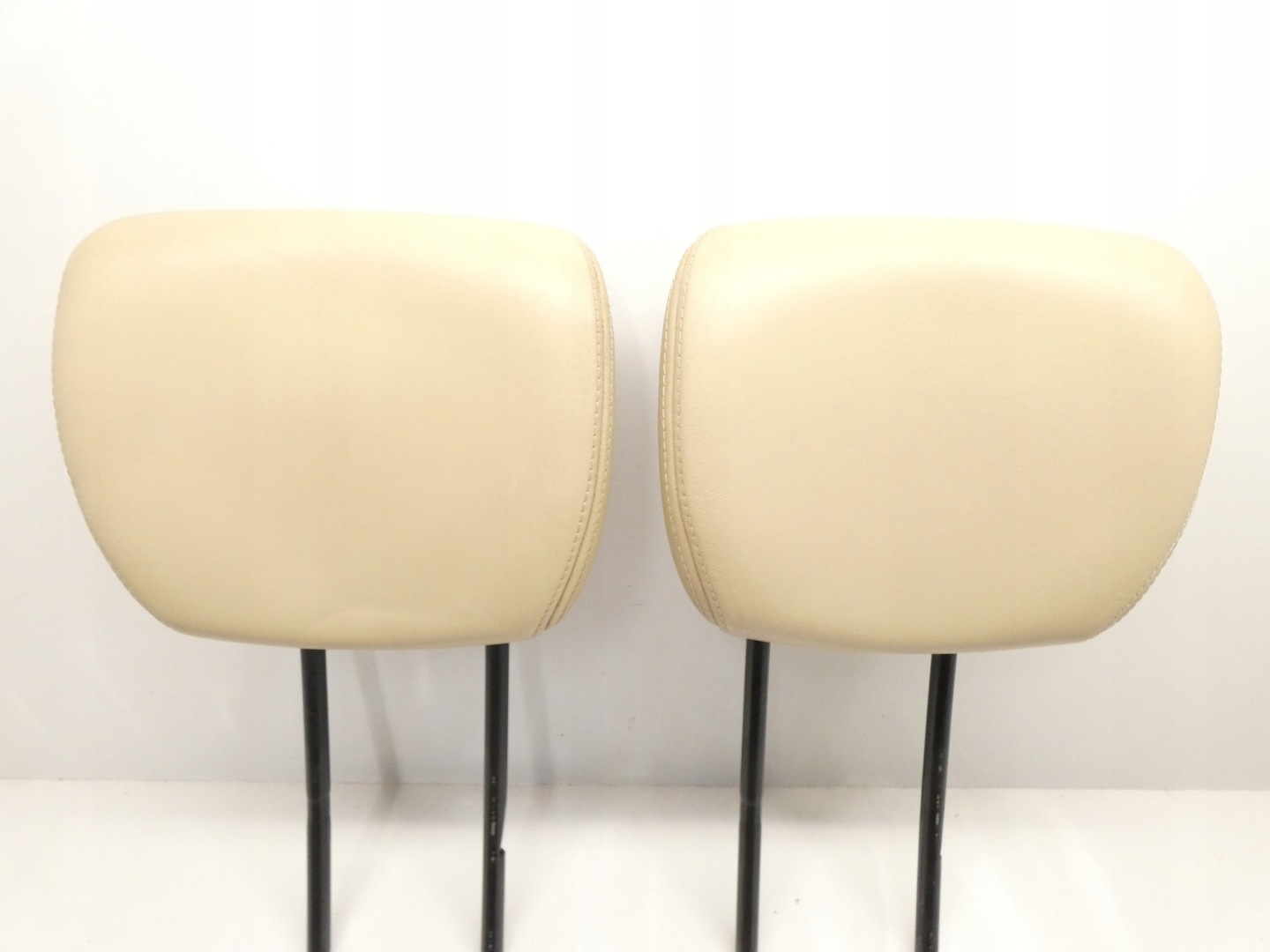 rest front front left right RENAULT MODUS 04-08 leather without
