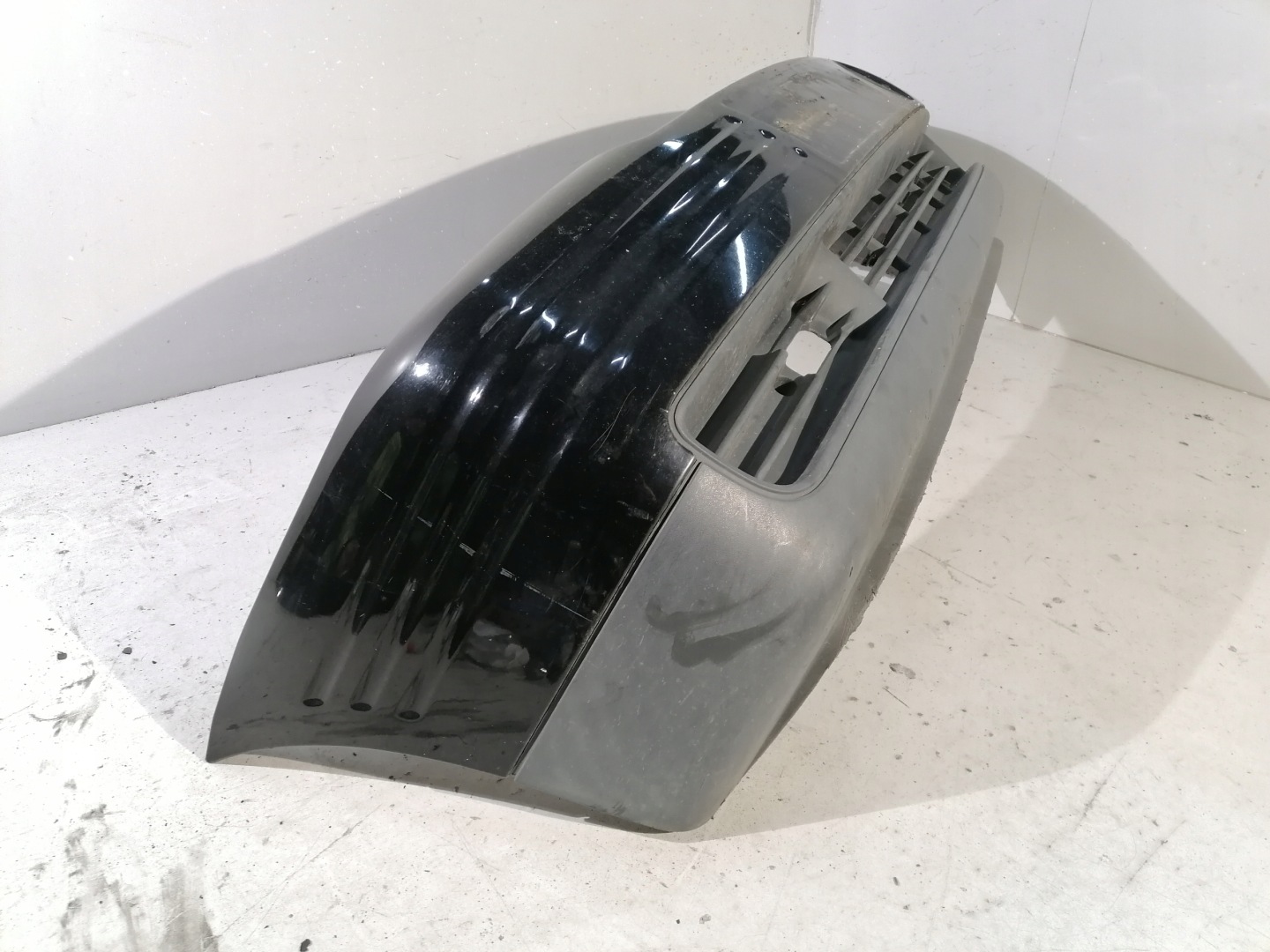 Seat Arosa nárazník předek přední L041