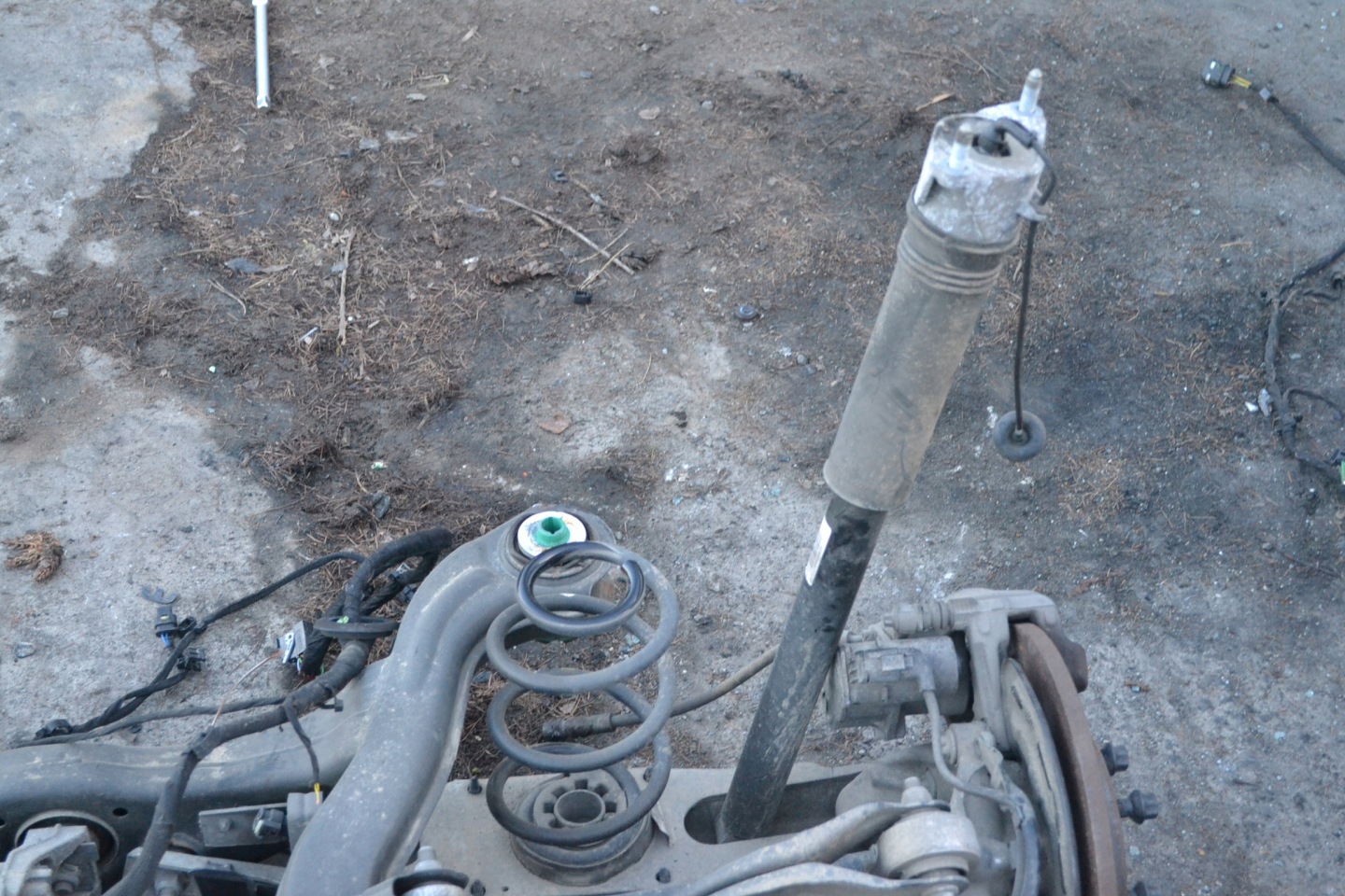 W118 CLA shock absorber right left rear part