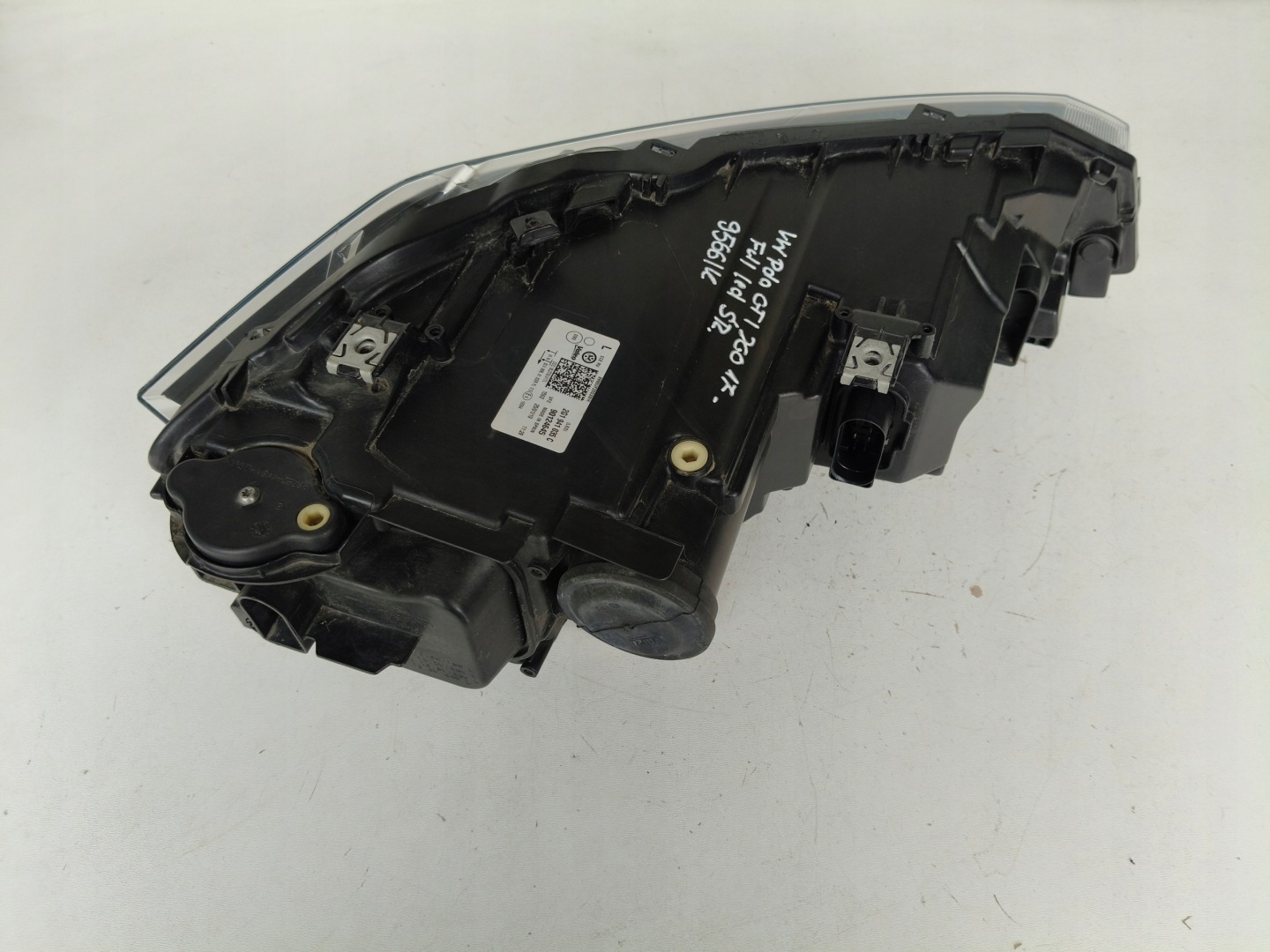 light left REFLEKTOR VW POLO GTI 2G 2G0 17- FULL LED
