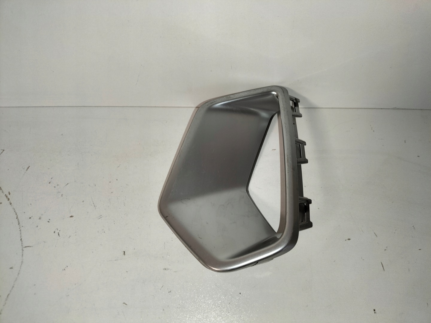 grille grid of a bumper front right AUDI A6 C8 18