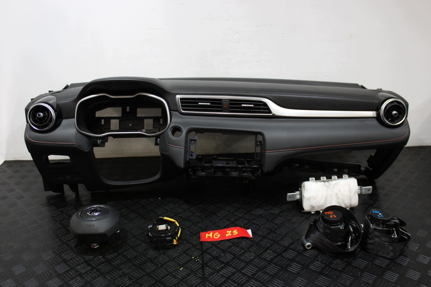 dashboard console airbag airbags MG ZS LIFT FL 2024