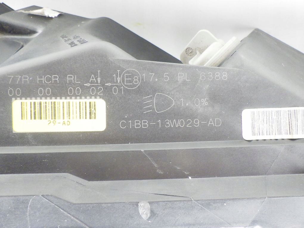 FORD FIESTA MK7 LIFT 12- light right