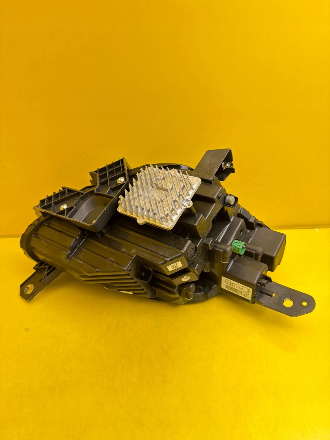 svetlo ľavá Maserati Grecale M182 2022- Full Led Black 06703540740