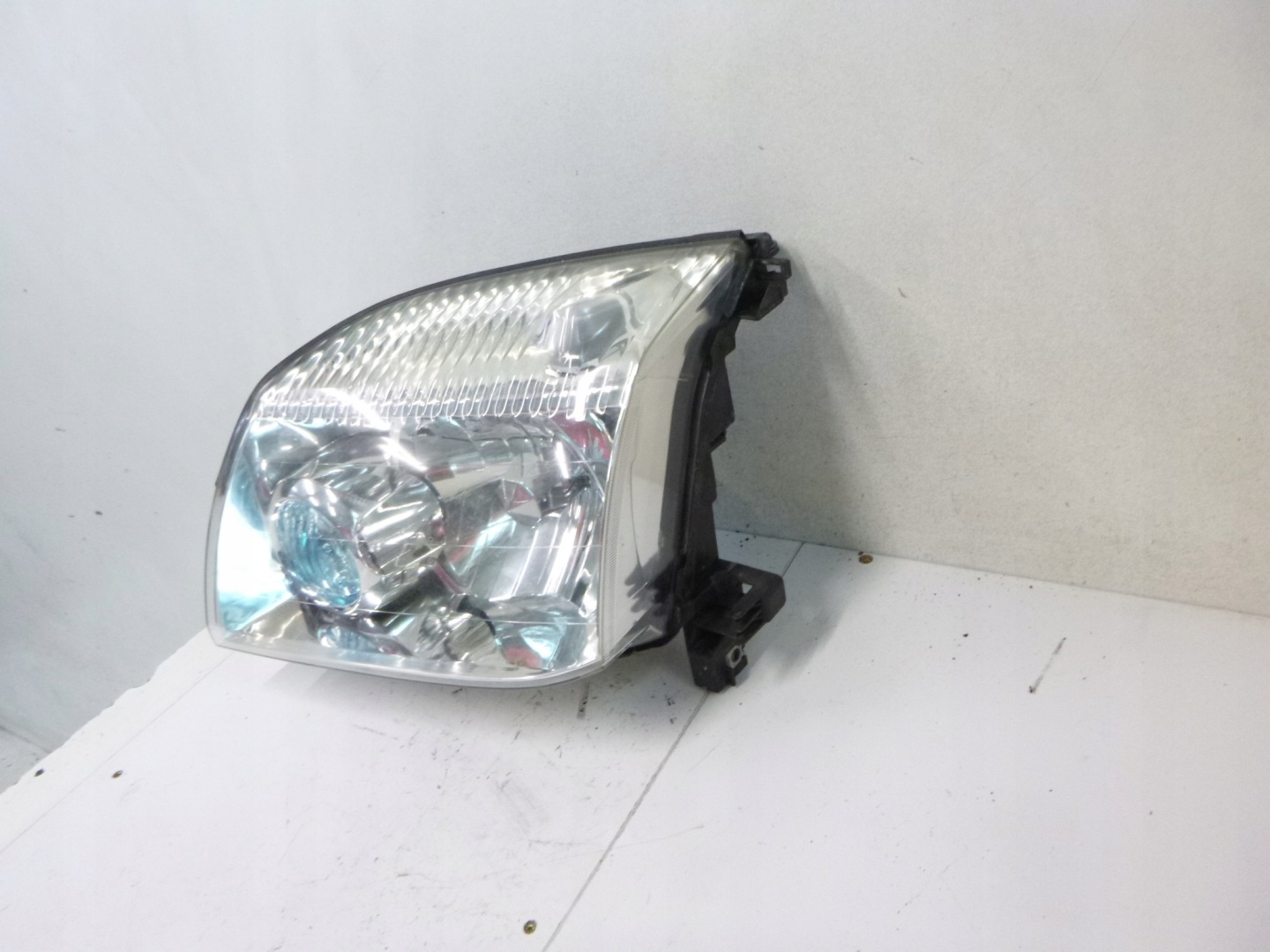 Reflektor light left front Nissan X-Trail T30 Ichikoh 1682 EU 2001–2007