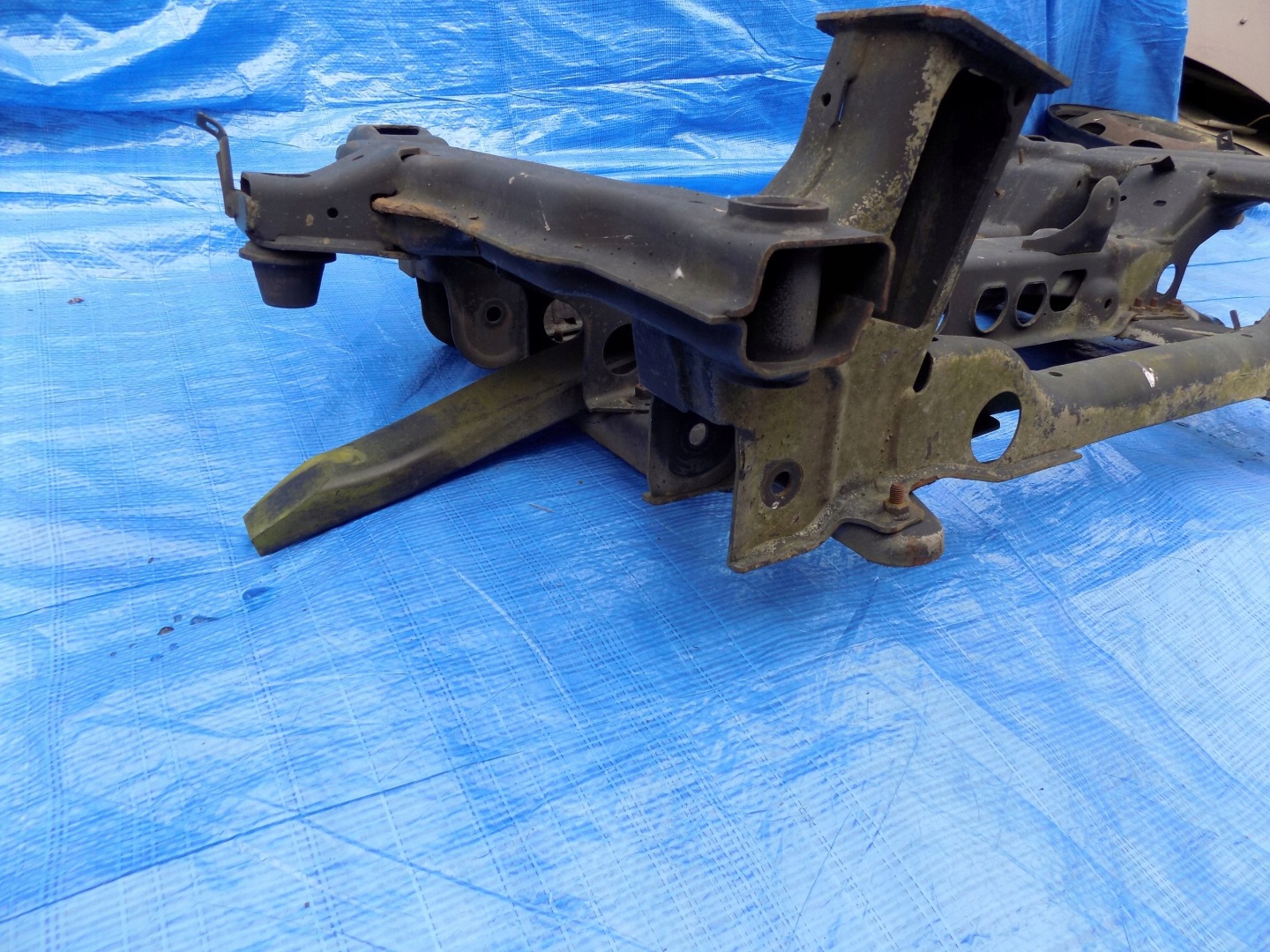 axle beam subframe axle beam MERCEDES SPRINTER 906 2,2CDI