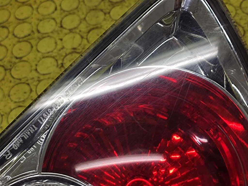 MAZDA 6 light right rear part to the bonnet