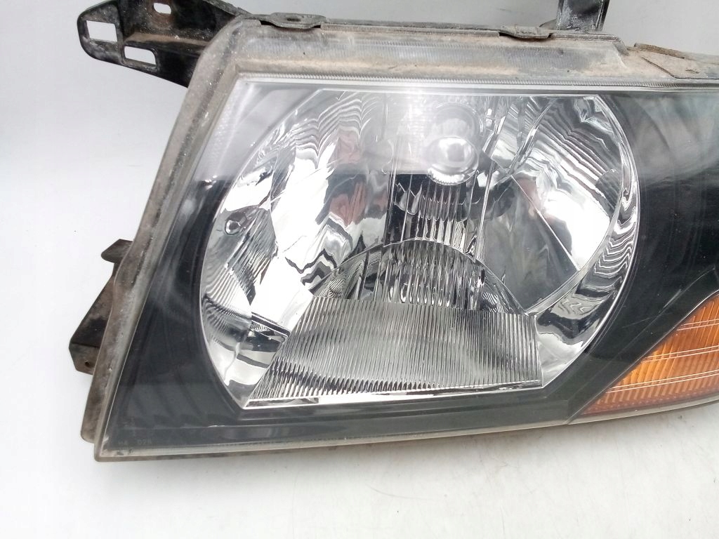 Mitsubishi Pajero III 3 3D light left front front EU