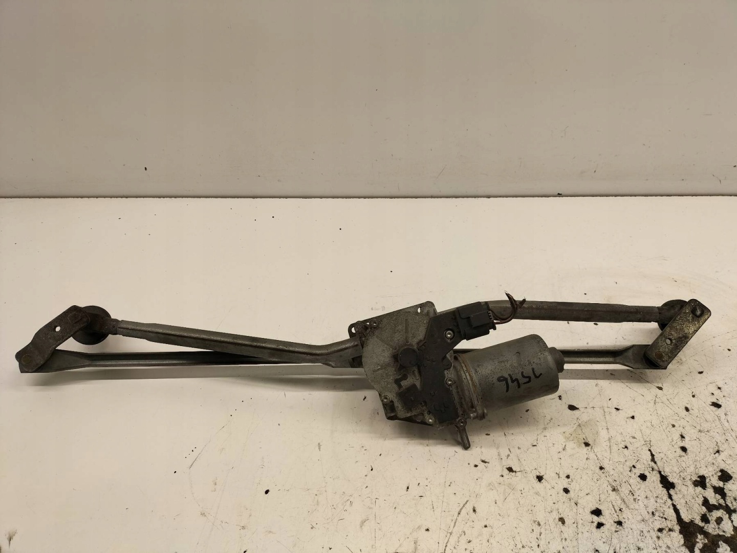 wiper mechanism front W906 Mercedes-Benz Sprinter II (2006- )