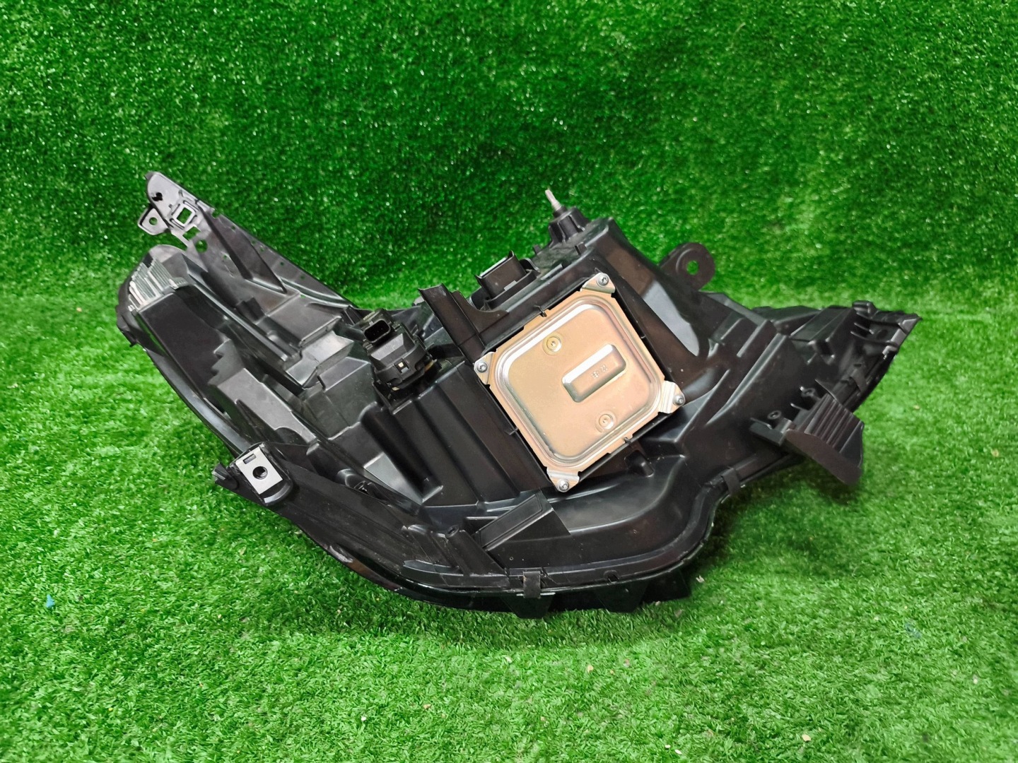REFLEKTOR left front RENAULT CLIO V 19- FULL LED NR.1532