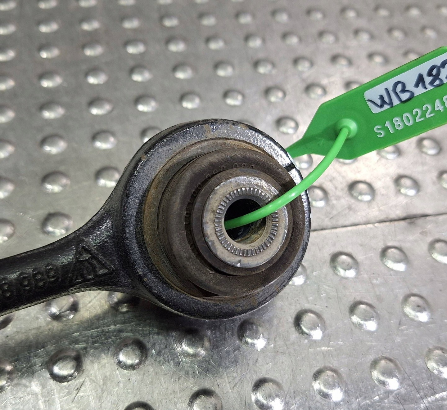 rameno levý pravý předek 6768989 BMW X1 E84 E90 E91 E92 E93 X