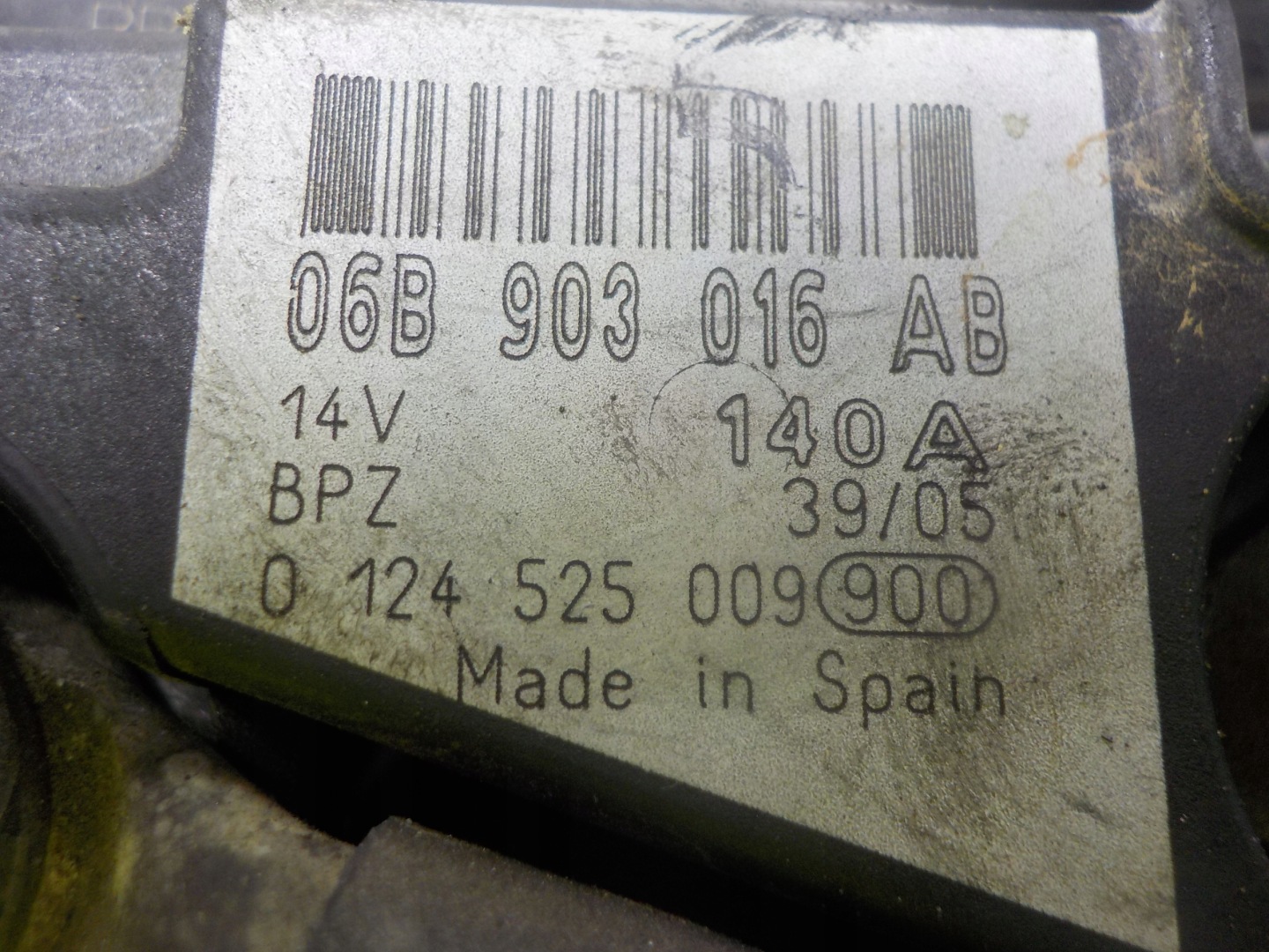AUDI A4 B7 2.0 TFSI ALTERNATOR 06B903016AB