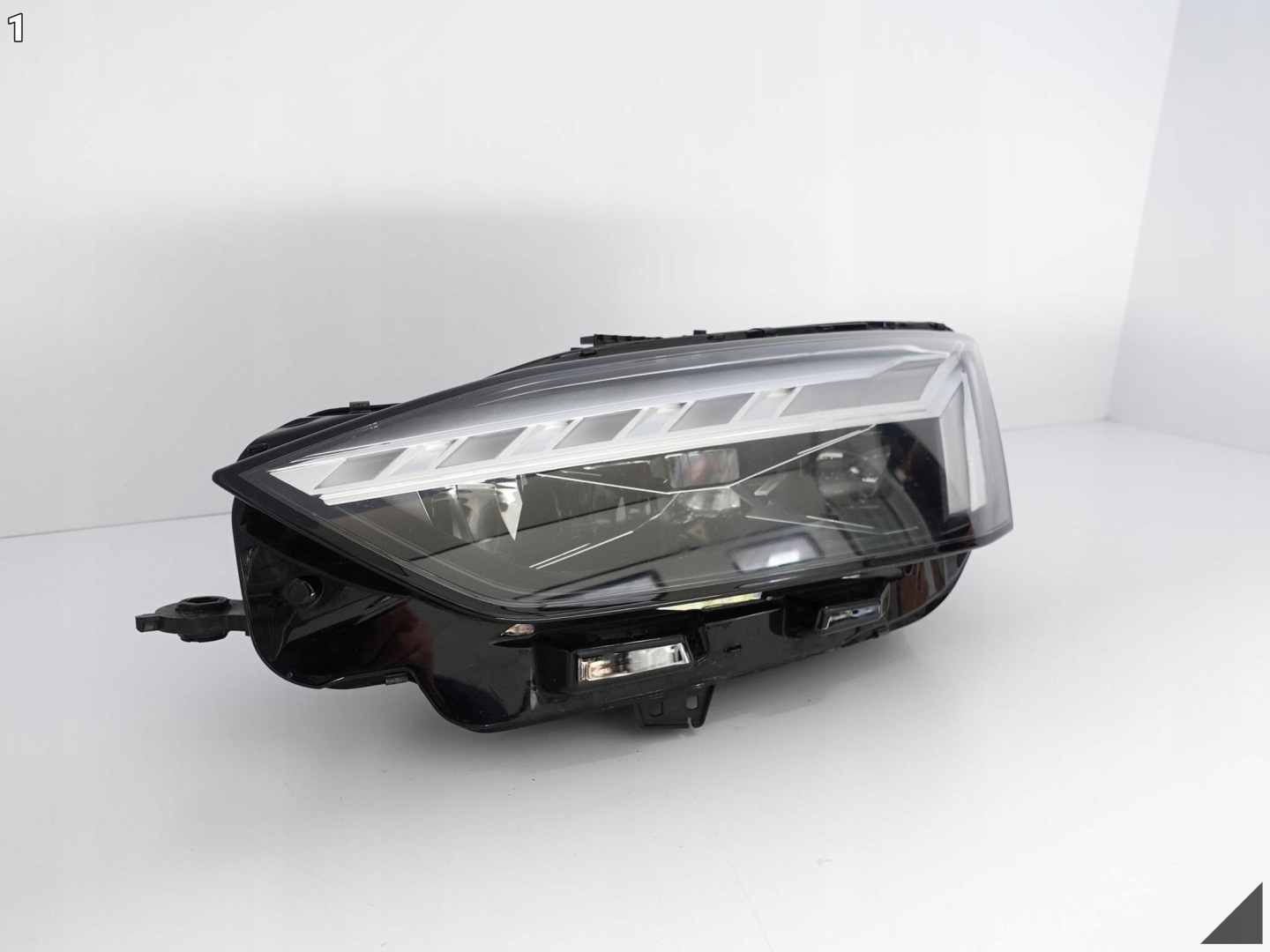 AUDI A5 8W6 B9 LIFT 19- FULL LED LASER light left