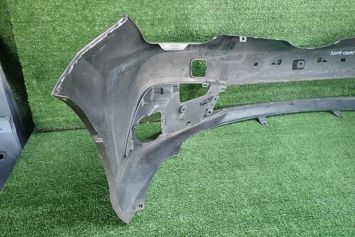 TOYOTA AURIS II LIFT 15- front bumper front