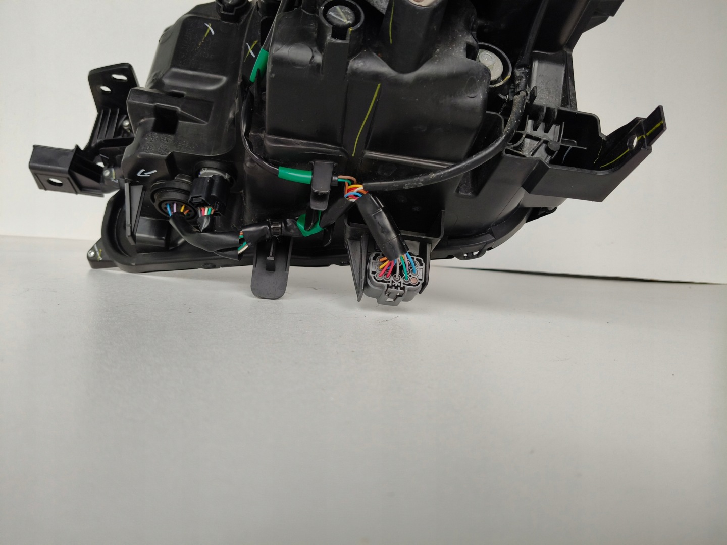 light right REFLEKTOR MAZDA CX30 19- FULL LED 12 PIN