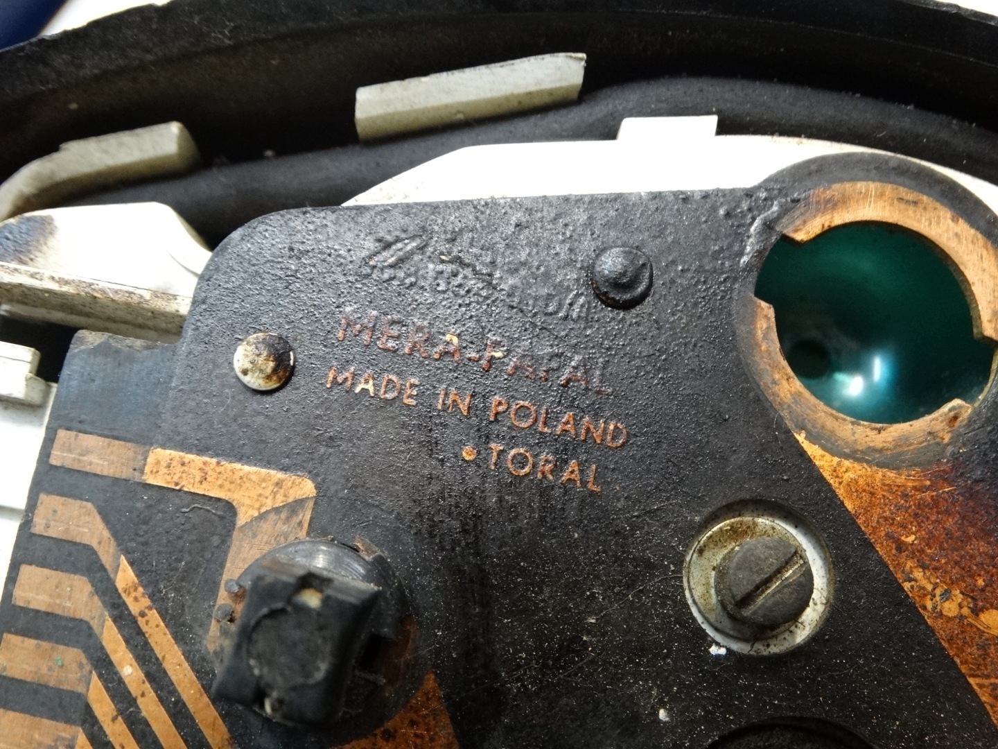 dials dials KAPLICZKA MALUCH FIAT 126P