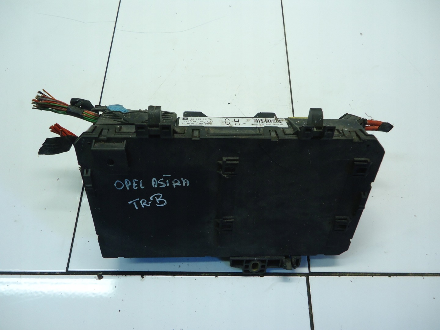 OPEL ASTRA H 1.8 Module Module fusibles 13145021