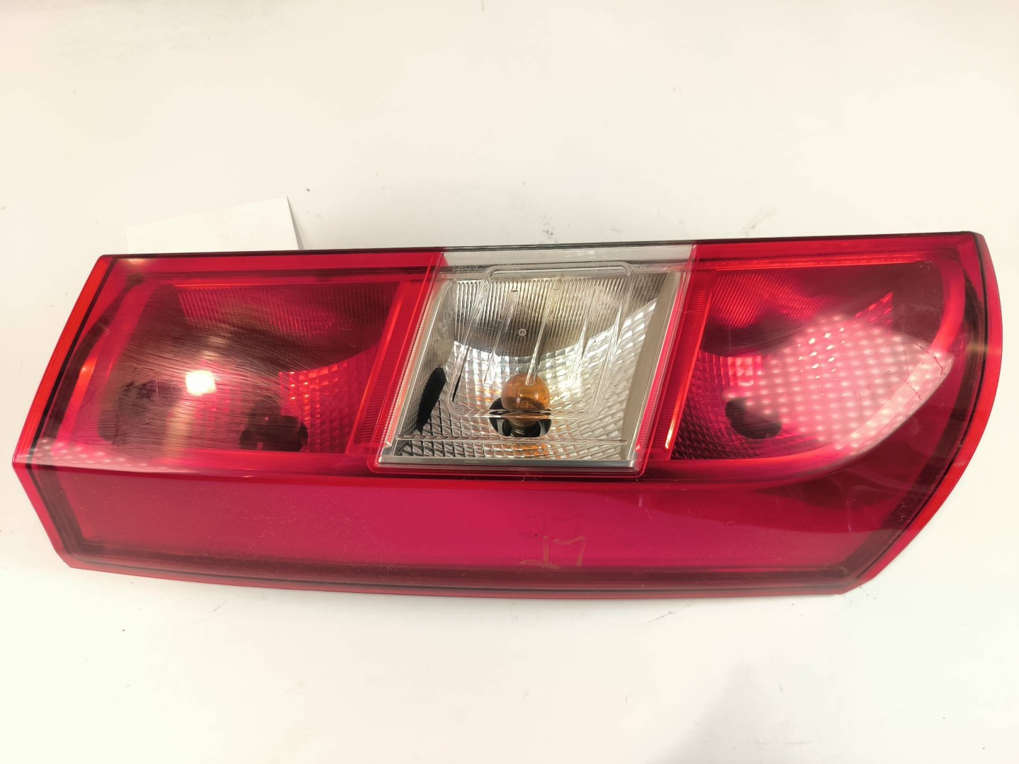 light left rear part 265551619R DACIA DOKKER F67