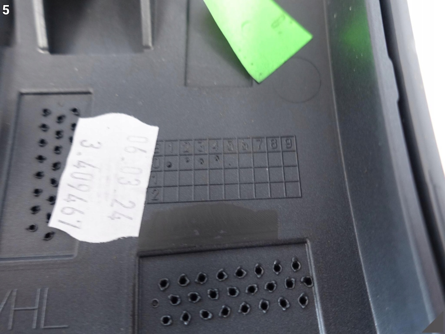 PORSCHE CAYENNE III GTS E3 9Y0 18- moulding for fender left front M7K