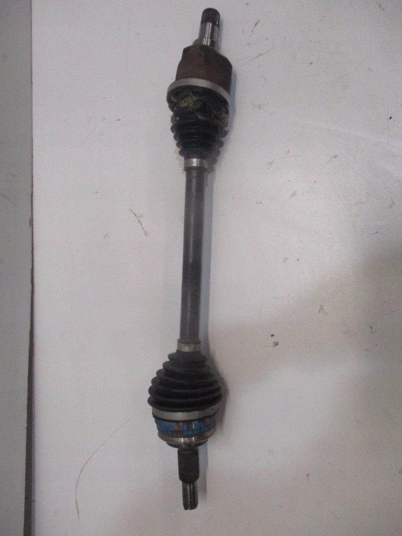 semi-axis left PEUGEOT 3008 II 20R 1,6THP