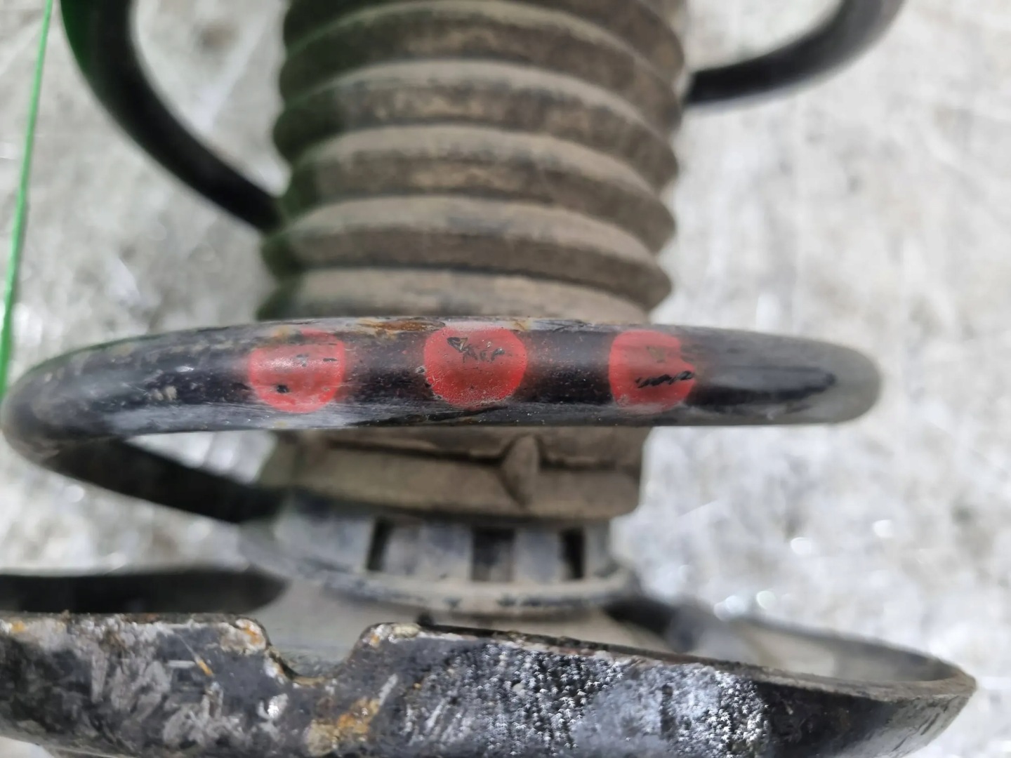 shock absorber right left front MERCEDES C-KLASA W204