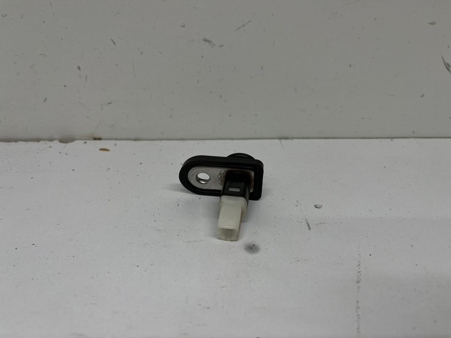 HYUNDAI I30 UND SENSOR KRANCOWY OTWARCIA TÜR 2007