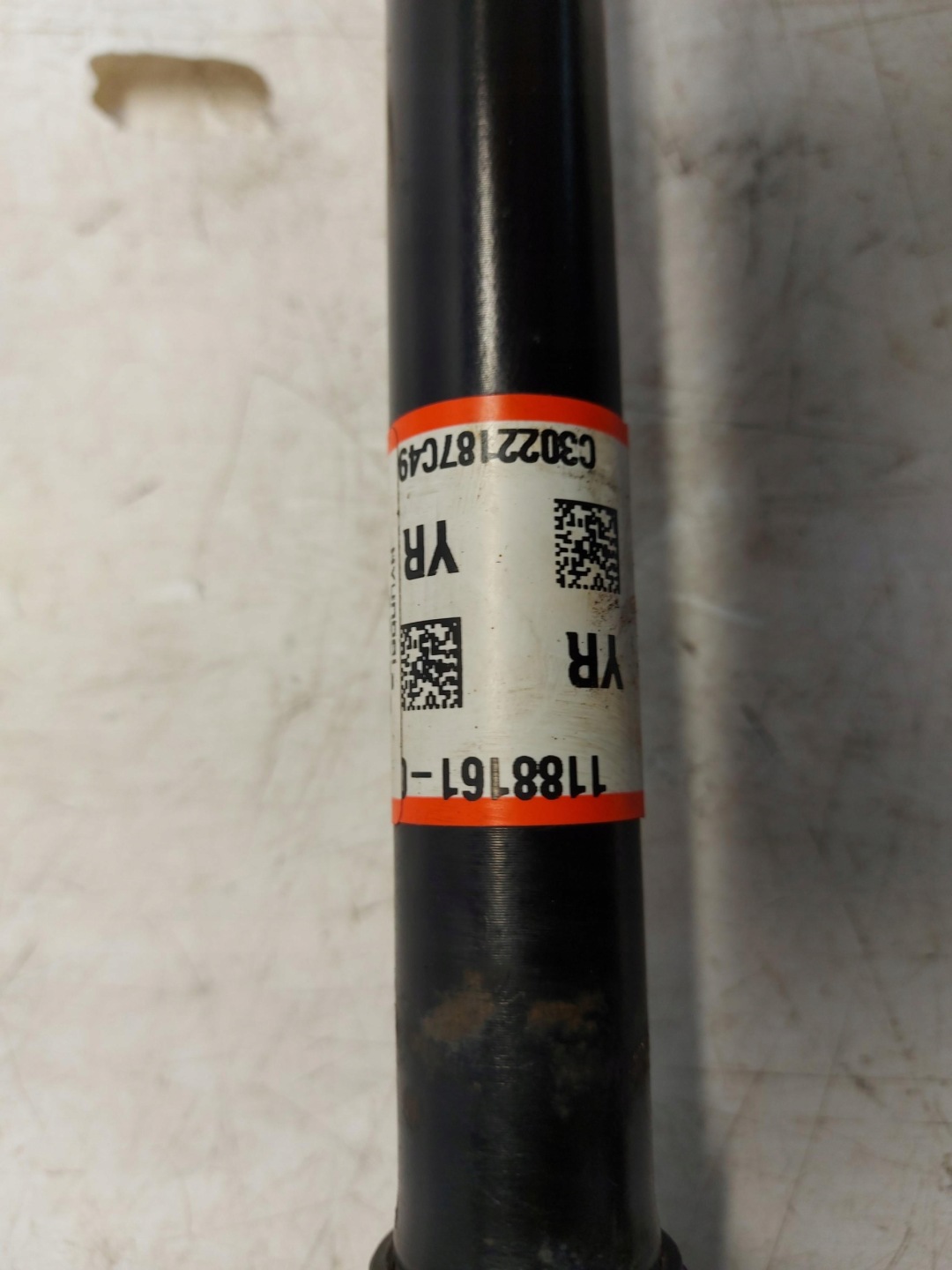 TESLA MODEL Y 2022r, semi-axis left rear part 1188161-00-D