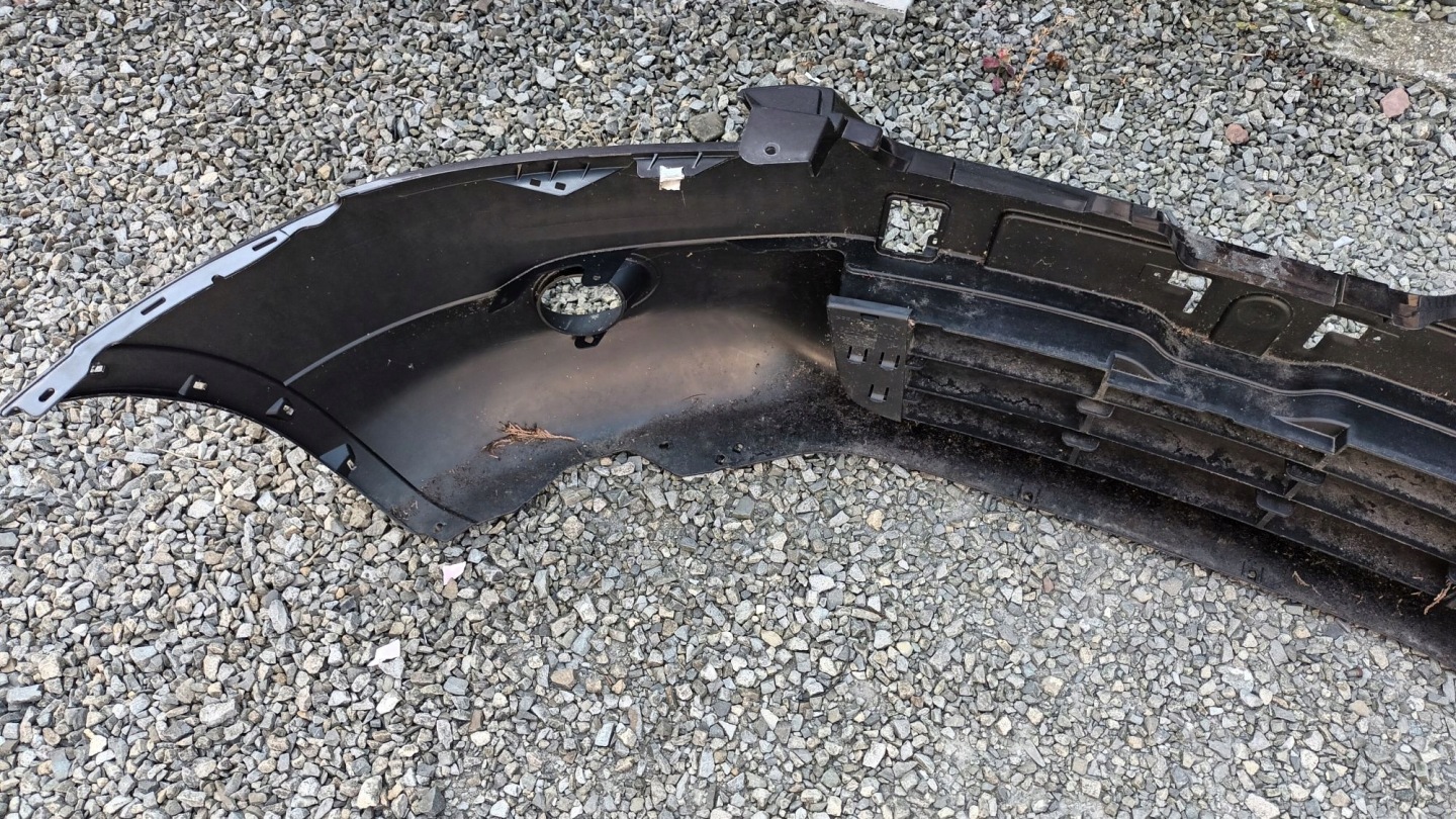 front bumper NISSAN QASHQAI and 2006R-> 2009R