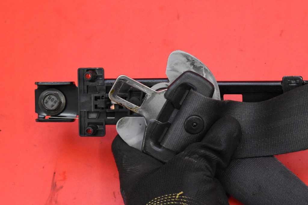 Gurten Sicherheits rechts vorne Spanner 511652200A KIA SPORTAGE 2 II 04-08