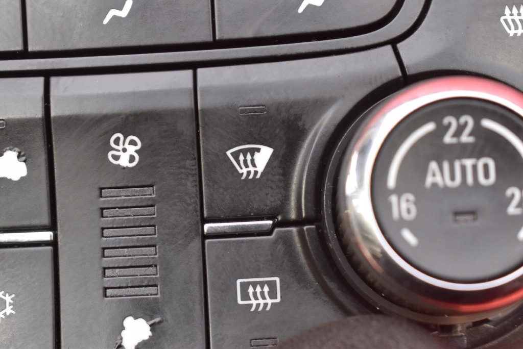 control panel air conditioning devices KLIMY 20765760 OPEL MOKKA A 12-15