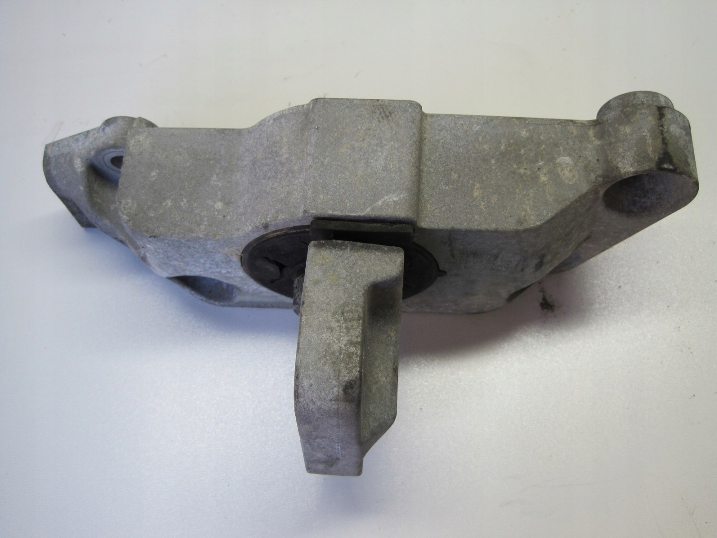 Support Peugeot 3008 II 9821256680