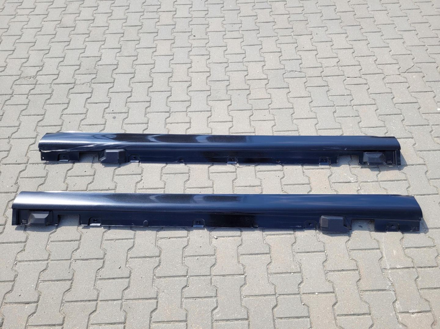 moulding threshold left threshold left A2136900940 MERCEDES E W213 sedan 197